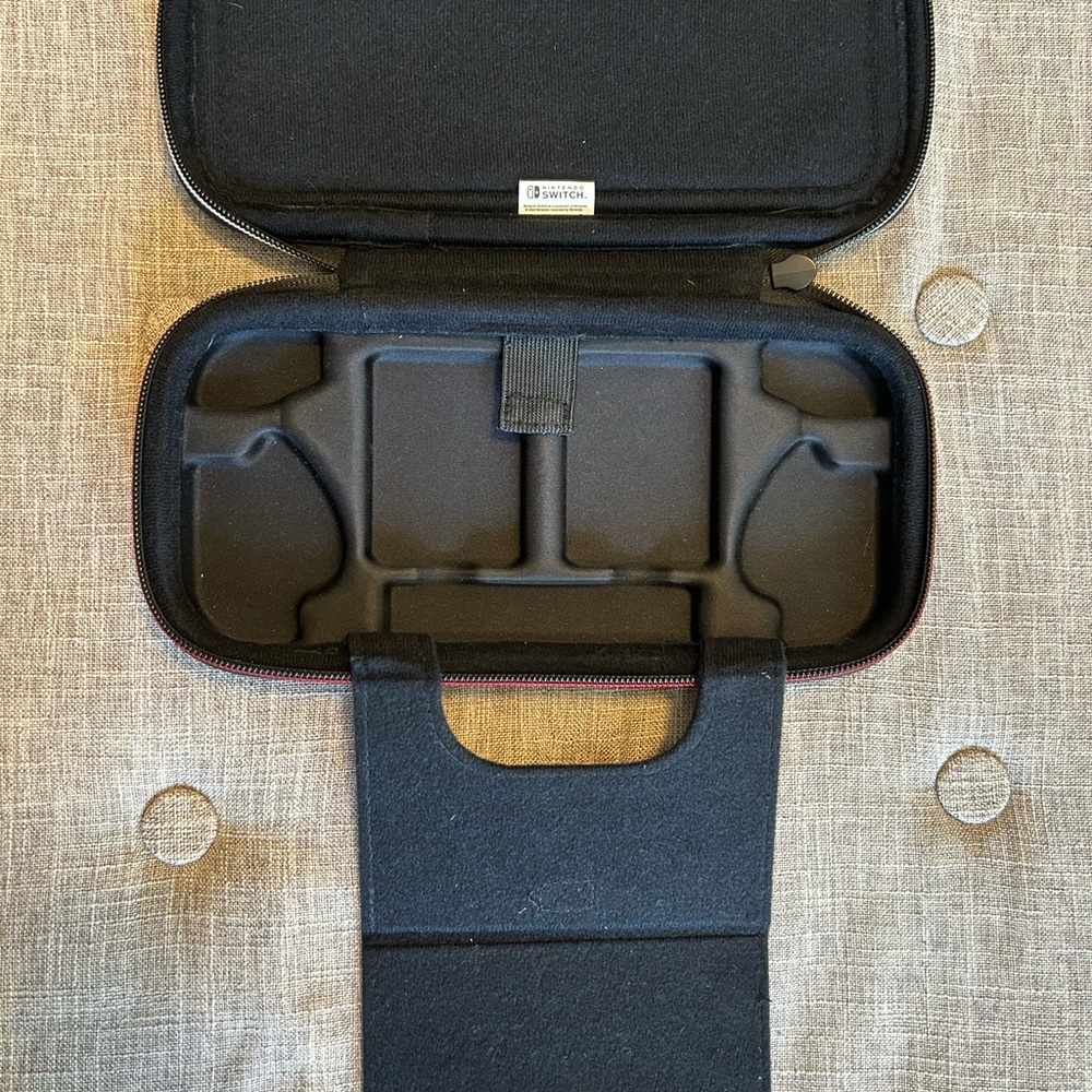 MARIO NINTENDO SWITCH CASE - Picture 3 of 3